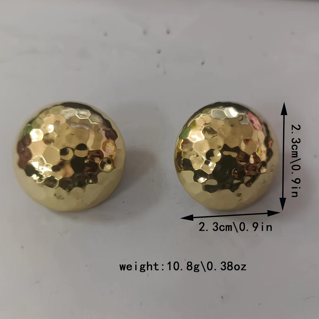 Гламурные серьги-гвоздики золотистого цвета. Модные массивные шарики с текстурированной неровной поверхностью, идеально подходящие для ежедневных вечеринок и повседневных свиданий.