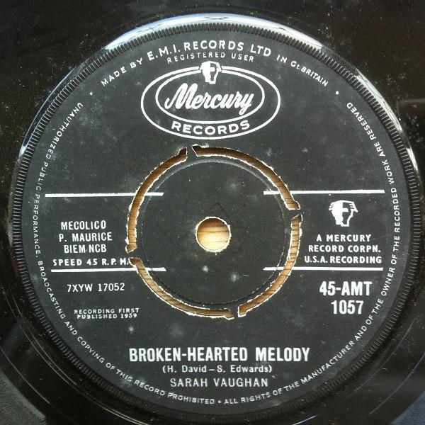 7-дюймовая пластинка SARAH VAUGHAN - Broken-hearted Melody / Misty 45AMT1057 MERCURY 1959 UK Джаз Б/У