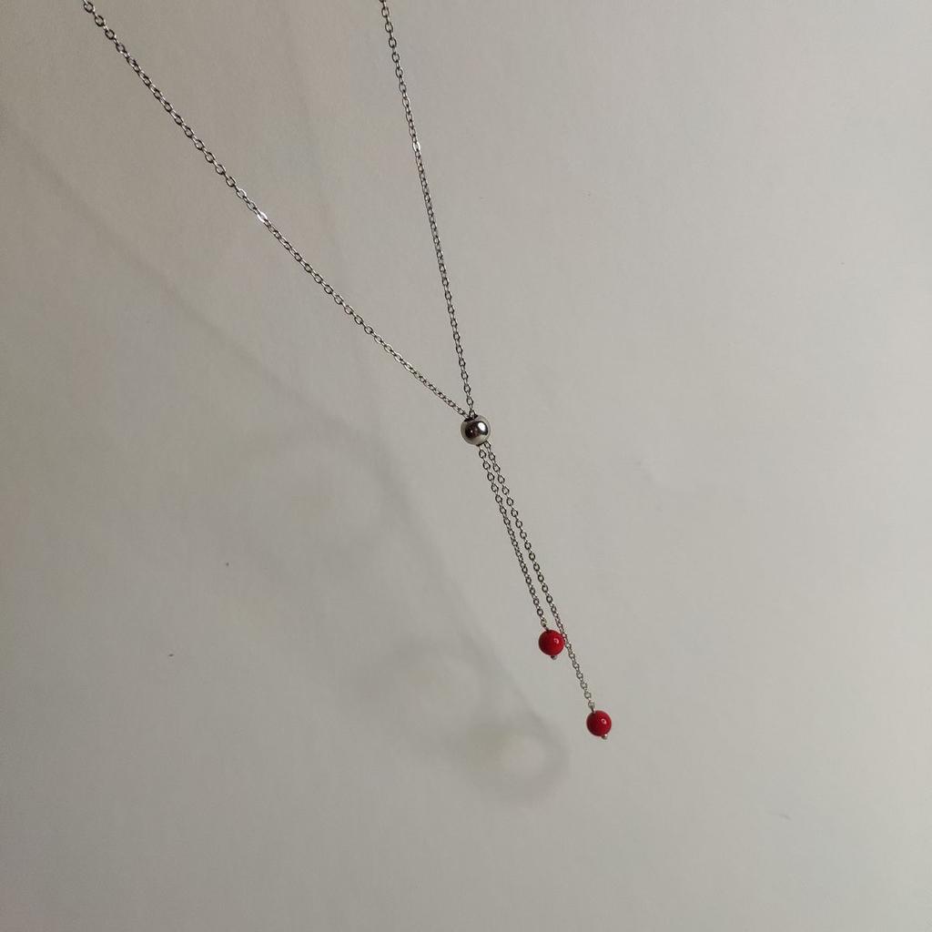 Серебряное колье с кораллом, вес изделия 3,3 гр (2147183)