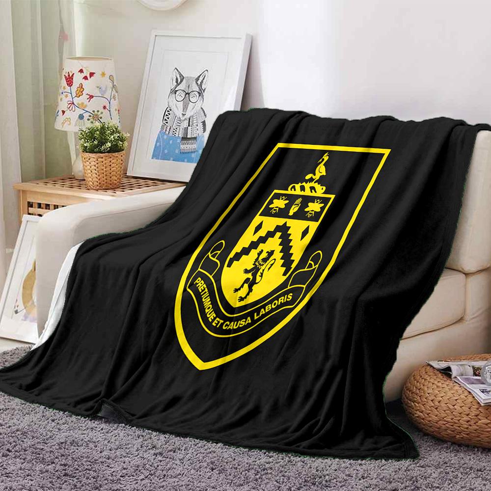 Football Club Burnley Flannel Blanket, Soft Polyester, Modern Design, All-Season for Camping, Travel, Gifts for holidays or birthdays