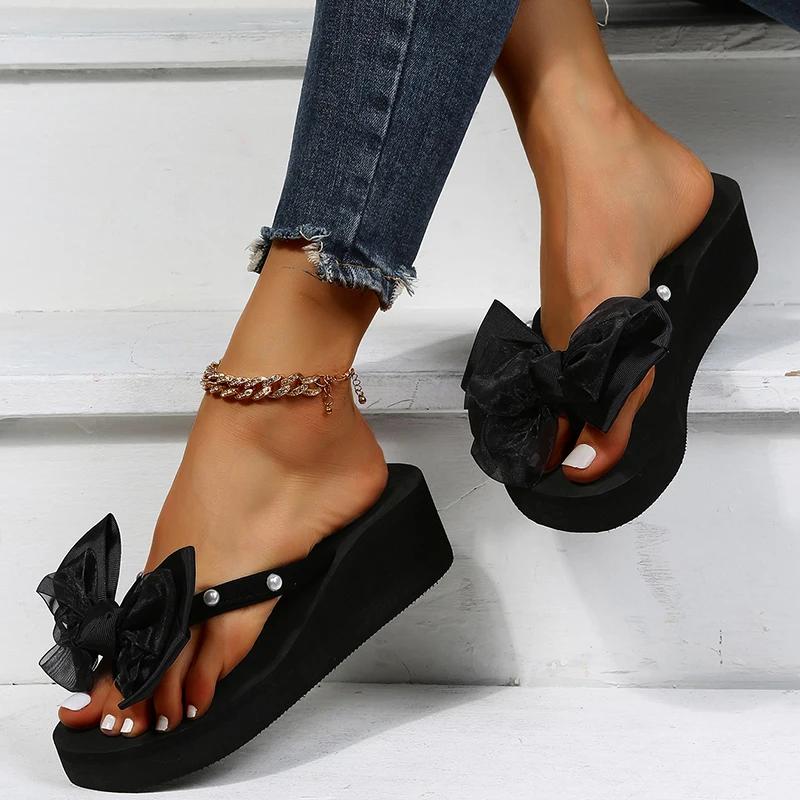 Мода 2025 Стильные шлепанцы Peard Decro для женщин Летние шлепанцы с бантом Женские Нескользящие Мягкая подошва Платформа Слайды Женские