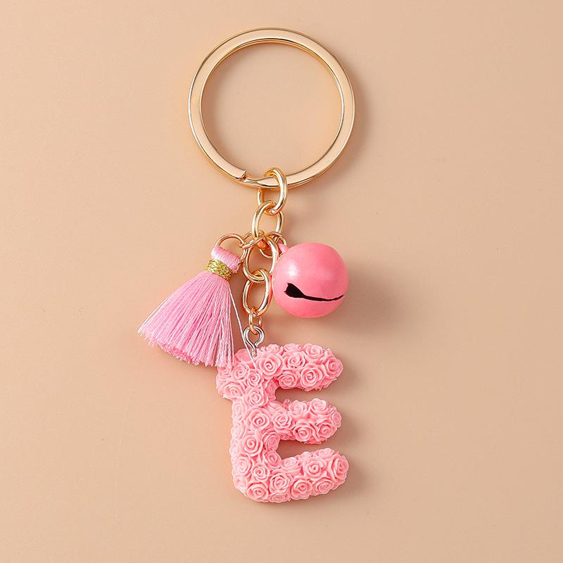 Creative Resin Rose Flower Initial Letter Keychain Alphabet Key Ring for Women Girls Handbag Pendants DIY Jewelry Gifts