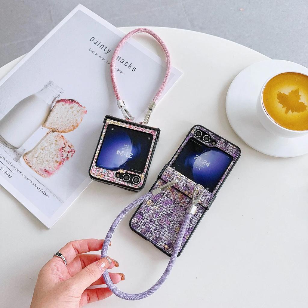 Wrist Strap Luxury PU Leather Phone Case for Samsung Galaxy Z Flip 6 5 4 3 5G Hinge Protection Shockproof Cover