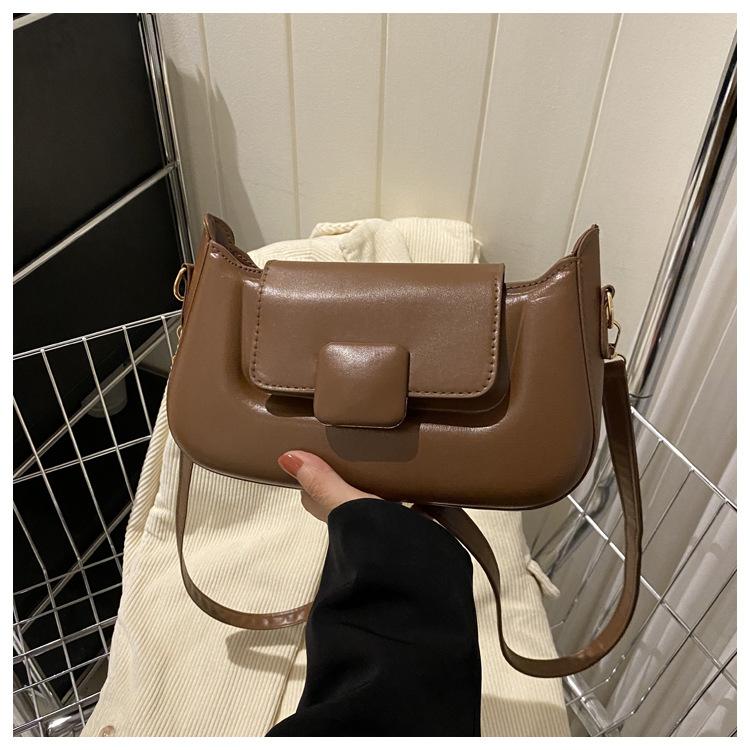 Versatile Ind Korean Version Solid Color Texture Underarm Bag Female 2024 Winter Retro Commuter Messenger Bag Small Square Bag Female