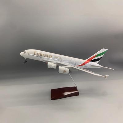 Модель самолета A380 37 см со светом и колесами - Реалистичная модель для демонстрации