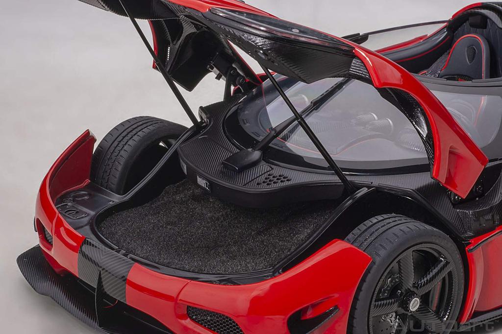 AUTOart Koenigsegg Agera RS Black Finished Model 79022 1/18 Red/Carbon