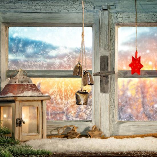 Christmas Bell Pendant Rustic Metal Hanging Decorative Bell with Jute Rope Vintage Wind Chimes Wall Hanging for Home Decor