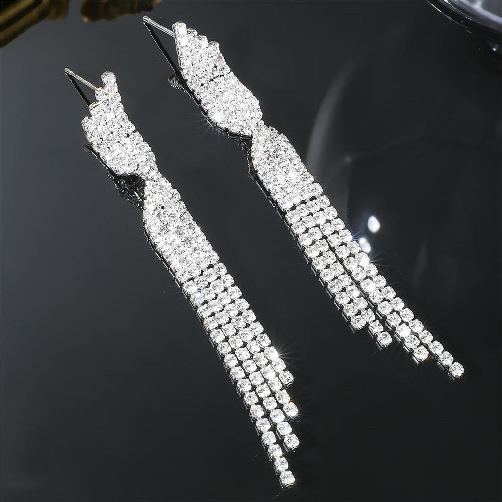 Europe And The United States Senior Sense Of Super-Flash Rhinestone Long Paragraph Tassel Earrings Fashion Temperament Rhinestone Female Earrings