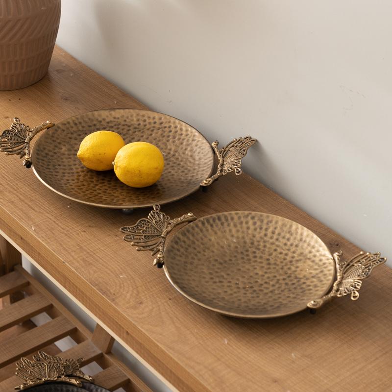 Ретро креативная декоративная утварь Бабочка Маленькая фруктовая ваза Гостиная Дом Кованая железная корзина для фруктов Тарелка для закусок Металлический поднос