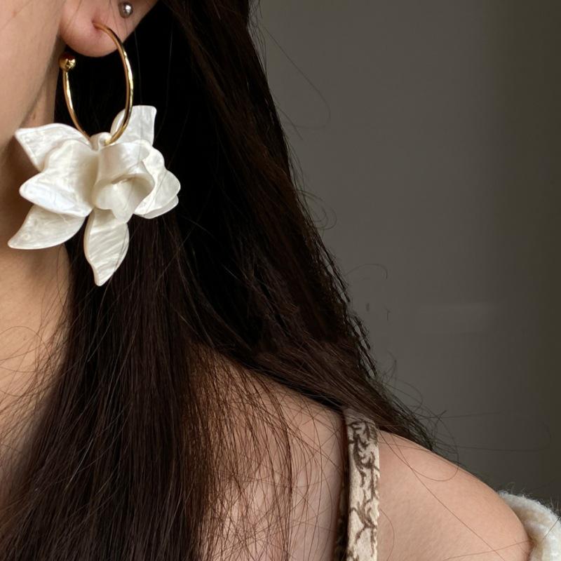 Винтажные Серьги-Гвоздики Черная Серия Игла из Серебра 925 Минималистичные Высококлассные Аксессуары с Индивидуальностью для Женщин