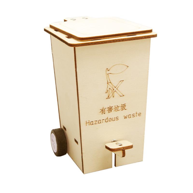 Технология Малое производство Переворачивающийся мусорный бак Ученики начальной и средней школы Научный эксперимент Головоломка Творческое изобретение Ручная работа Материал для поделок