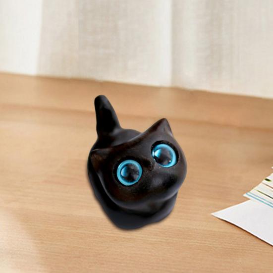 Mini Cat Figurine Hand-carved Wooden Cat Statue Collectible Polished Miniature Cat Ornament for Home Desk Bookshelf Decoration