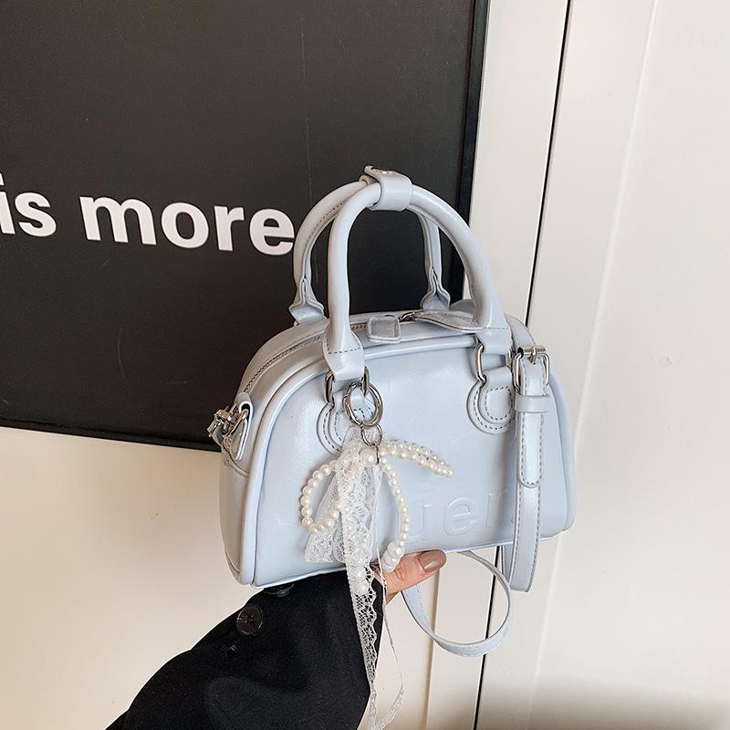 Премиальная нишевая сумка женская весна и лето 2025 новая модная на плечо сумка-мессенджер повседневная корейская версия портативная сумка-подушка