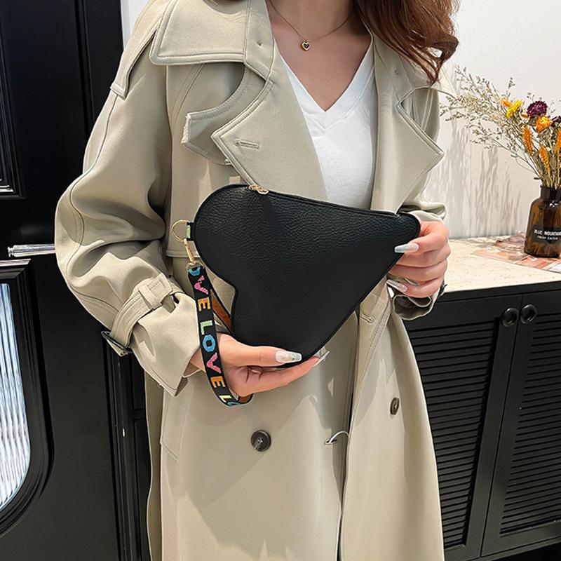 Yogodlns Модный мини-клатч в форме сердца для женщин, кошелек для монет карамельного цвета с запястьем, стильный держатель для карт на молнии и чехол для ключей