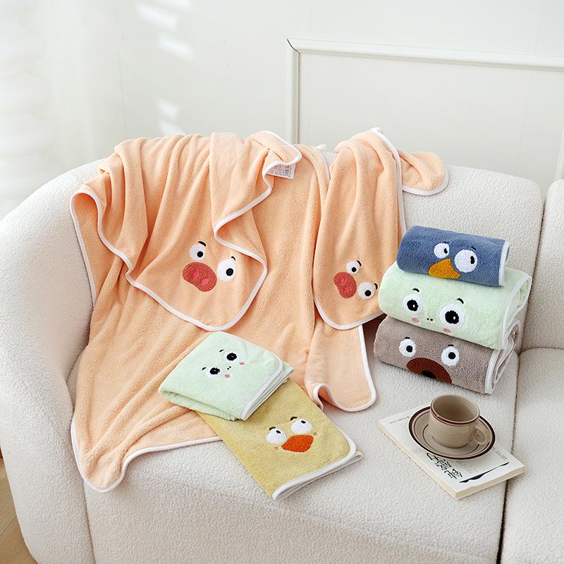 Coral Fleece Bath Towel Cartoon Children's Large Bath Towel Thickened Beach Towel Absorbent Household Adult Bath Cute Towel