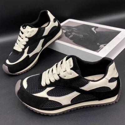 Модные высококачественные легкие спортивные туфли 2025 весна Новые модные дышащие сетчатые женские кроссовки для улицы Повседневная женская обувь