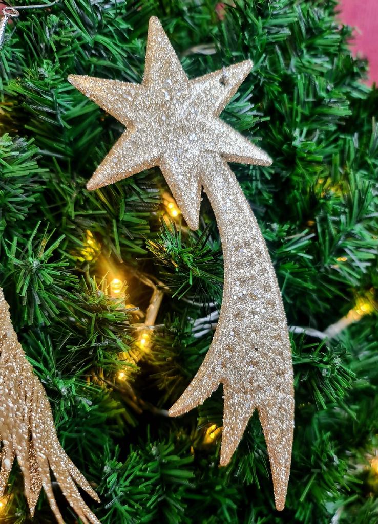 Acrylic Star Pendant Gold 18 × 7.5 Christmas
