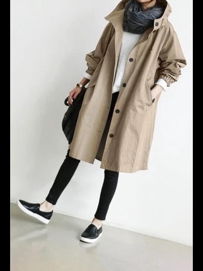 Женская ветровка в британском стиле — пальто средней длины с завязками на талии и длинными рукавами для осени и зимы (2025)