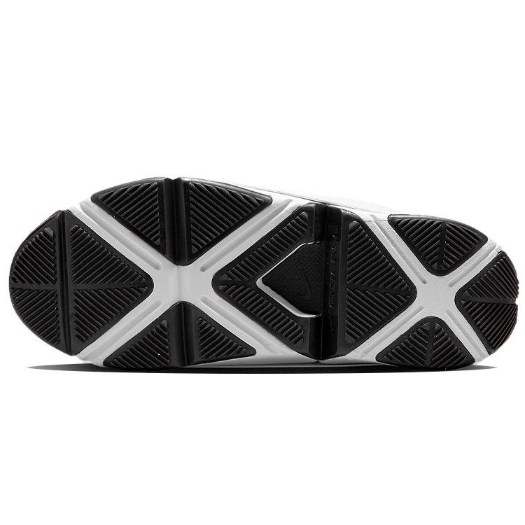 Nike Черно-белые женские кроссовки GO FlyEase DR5540-002