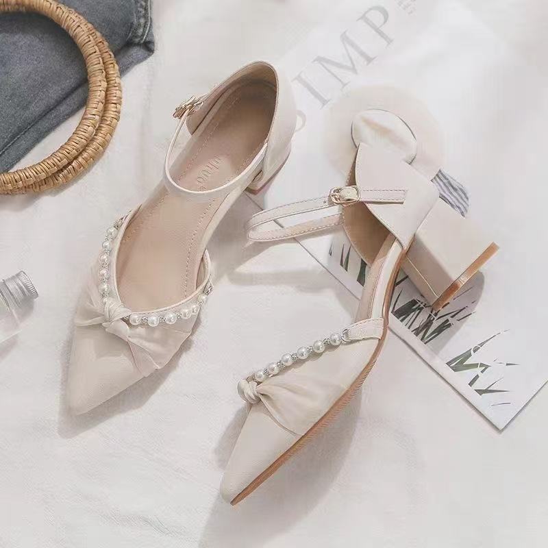 Shallow mouth pointed head high heel thick heel 2025 spring fairy style bag head sandals new single shoes female summer Mary Jane shoes