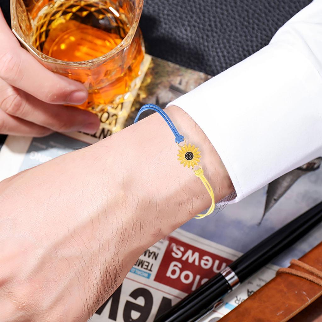 Браслет Браслет с ромашками ручной работы Браслет с желтым и синим цветком