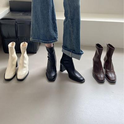 2025 осень и зима новая корейская версия короткие модные ботильоны высокий каблук задняя молния тонкие ботильоны французский толстый каблук квадратный носок короткие ботильоны женские