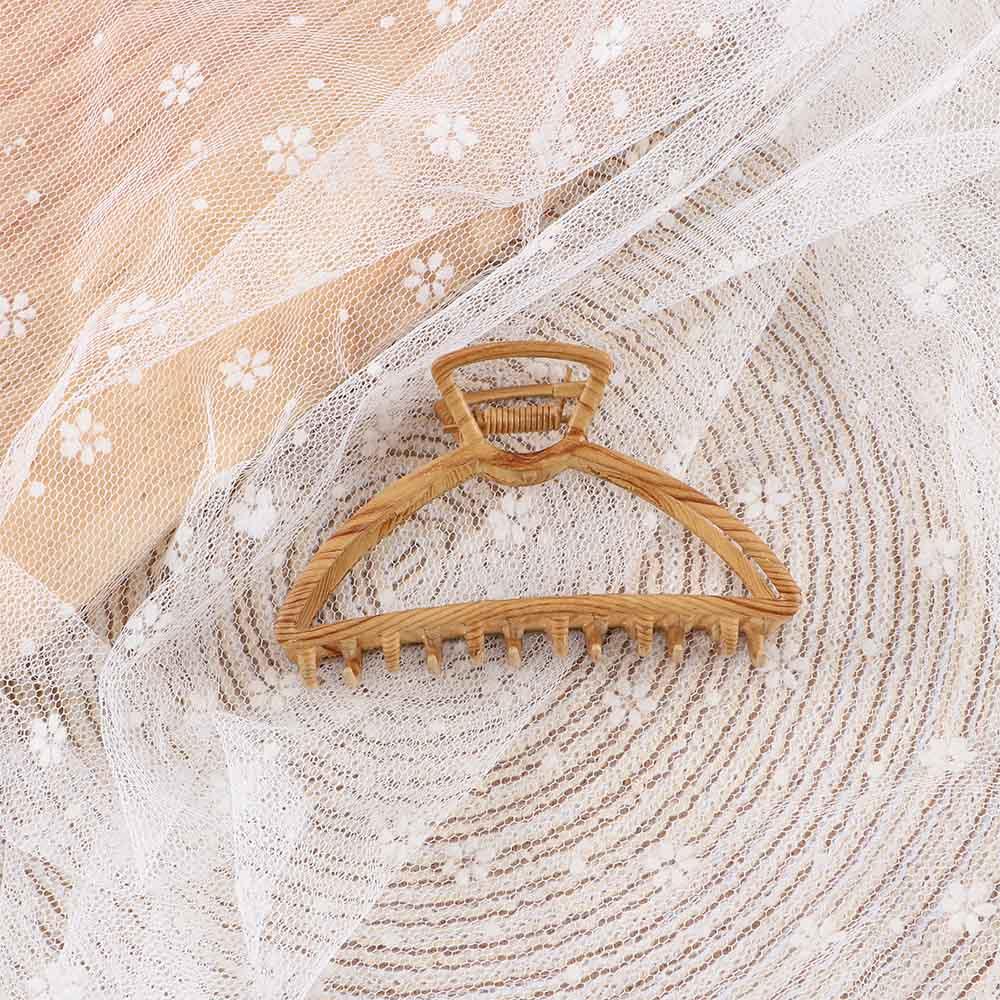 Metal Hollowed Fashion Design Wood Color Wood Grain Hair Claws Shark Grab Clip Women Hair Accessories Korean Style Hair Claw
