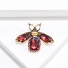 Vintage Bee Rhinestone Brooch Retro Women Crystal Insect Breast Pin Champagne Color Corsage Ladies Party Dress Ornaments Jewelry