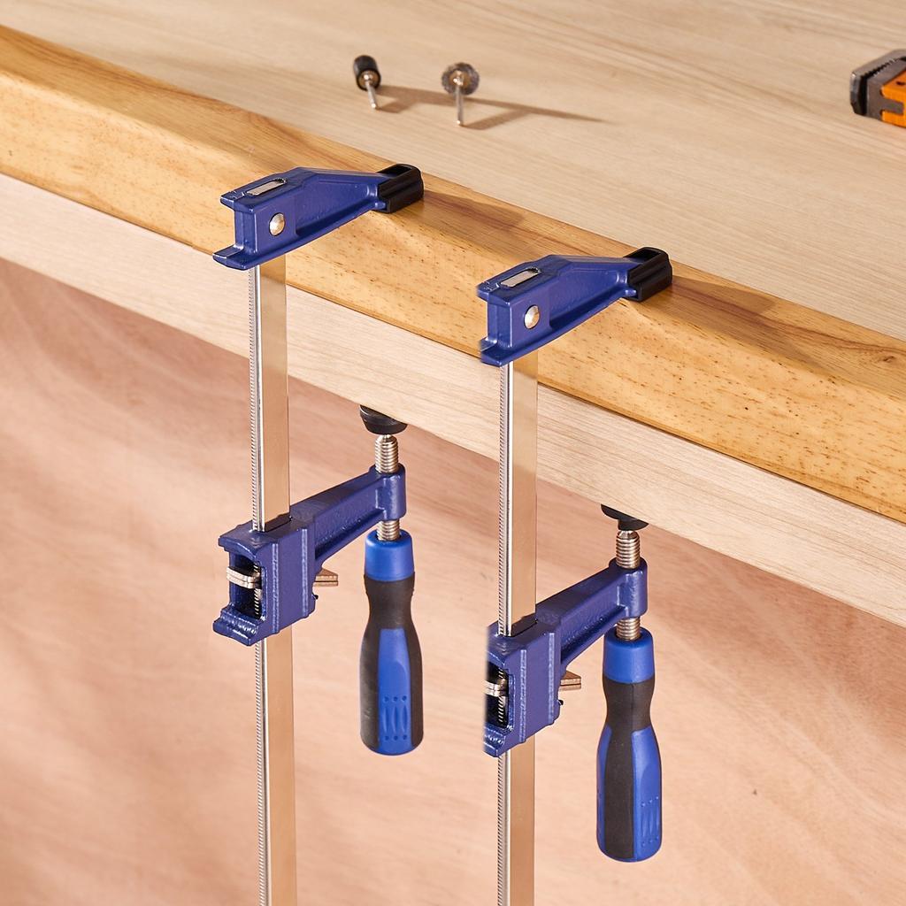 VEVOR Bar Clamps for Woodworking, 2-Pack 91.4 cm Opening, Lockable F-Clamp with 272 kg Load Limit,63.5 mm Depth, Cast Iron and Carbon Steel