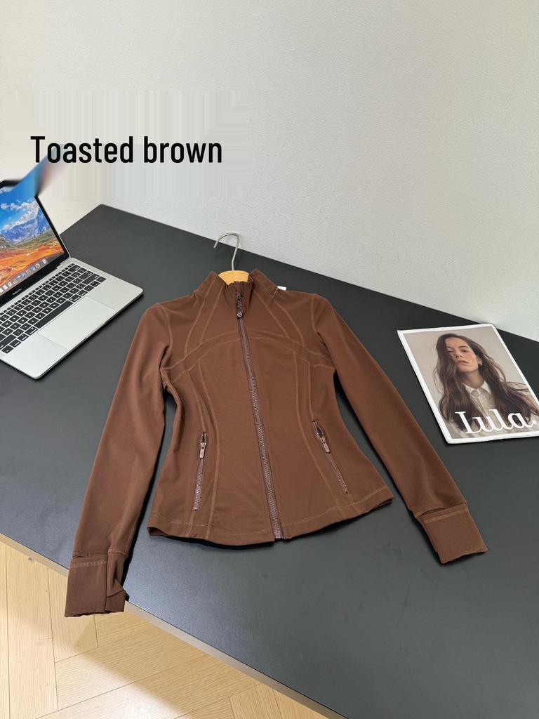 Женская куртка для йоги Lulu Nude Feel - Облегающий крой, воротник-стойка, длинный рукав, спортивный топ на молнии для бега и фитнеса.