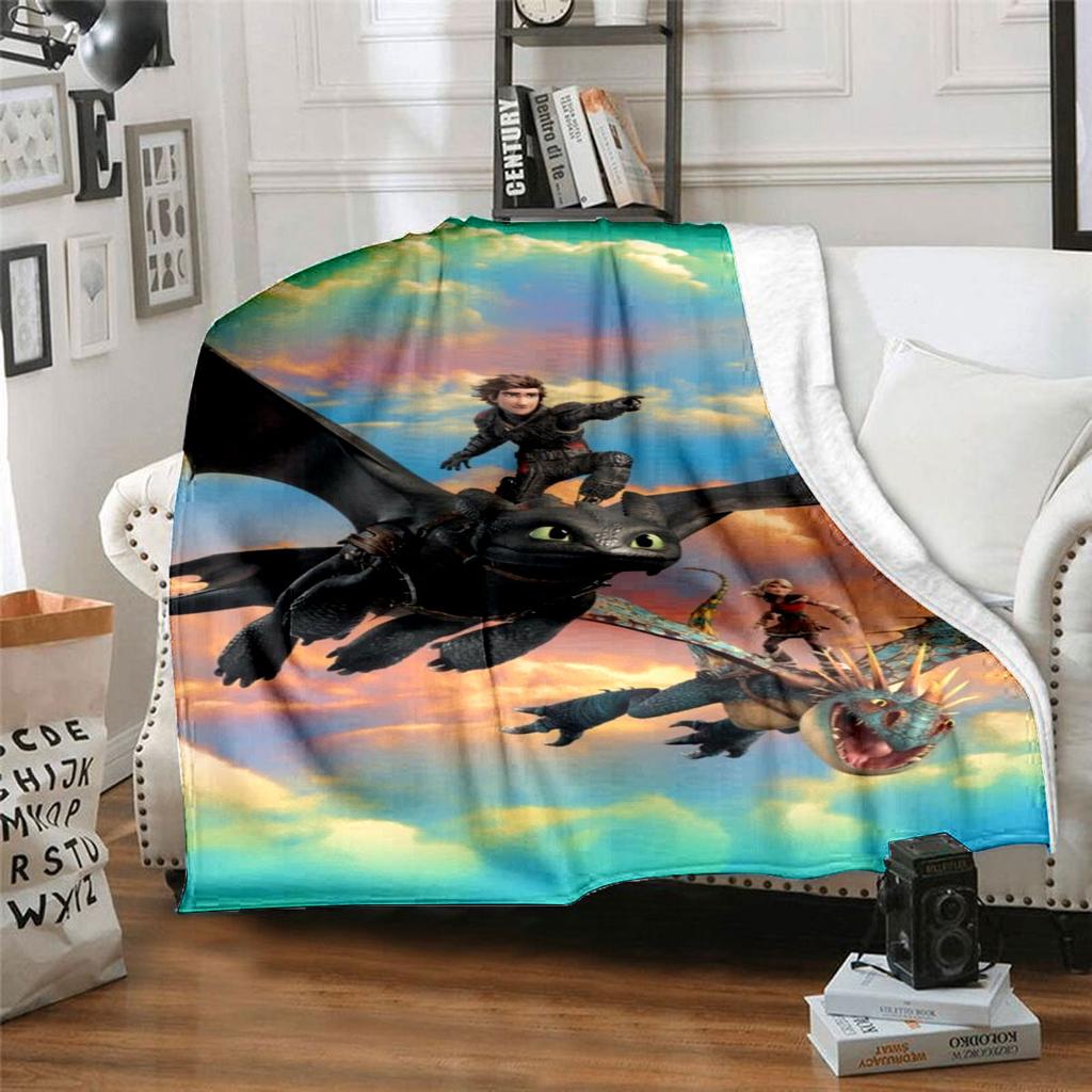 High-quality How to Train Your Dragon Toothless themed printed blanket. Soft and comfortable, a perfect gift for friends.