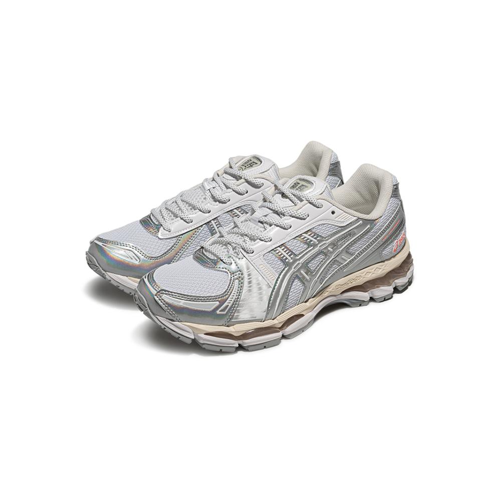 Asics Gel Kayano 12.1 Праздничный набор - Белые чисто серебристые кроссовки унисекс 1203A996-100