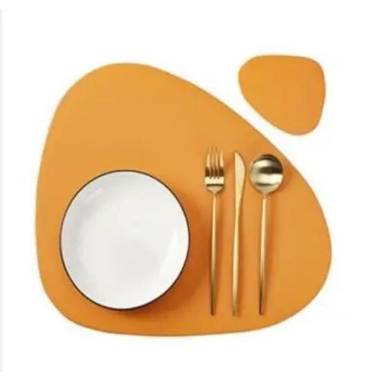 1/4/6 Sets Black Table Placemats and Coasters Oval Shaped Table Mats Pad Kitchen Accessories Place Mat for Indoor Outdoor