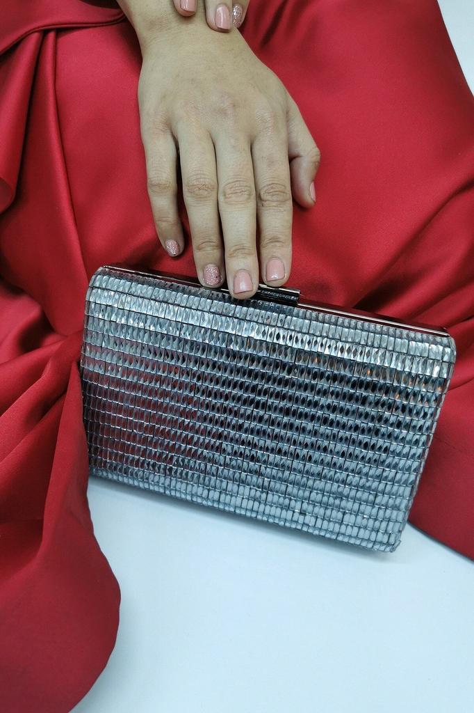 Женская стильная и полезная сумка для вечернего платья Женская вечерняя сумка с цепочкой из платинового стекла и камнями