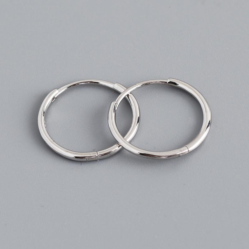 WANTME 925 Silver Fashion Simple Huggies Ear Buckle Accessories Minimalist Charm Ear Hoop Earrings for Women Jewelry