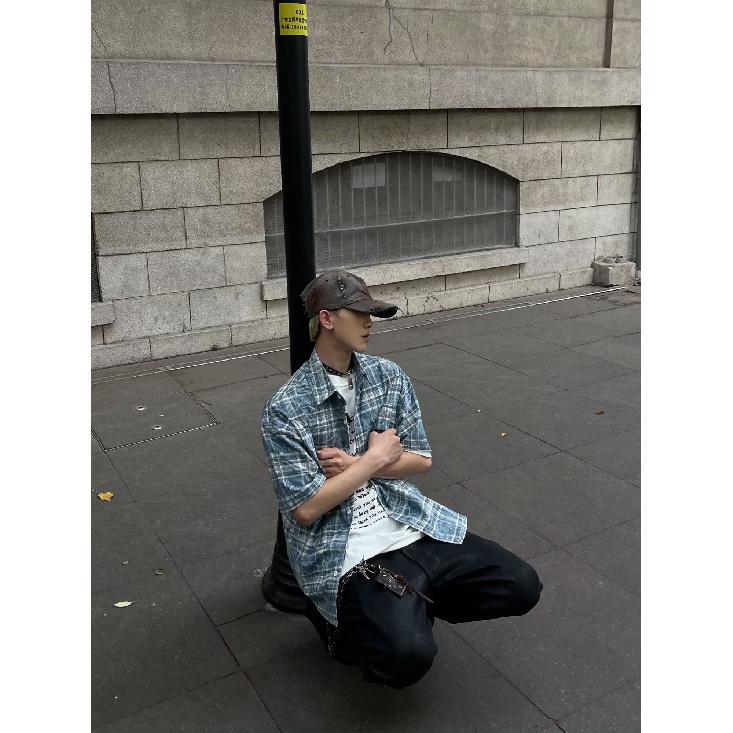 Клетчатая ретро-рубашка, мужская летняя одежда, стиль Гонконга, студенческий свободный и нишевый дизайн, забавный новый мужской топ для ношения на открытом воздухе