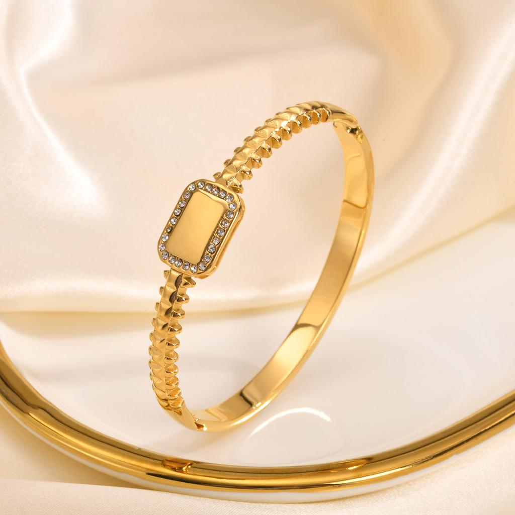 Free Cusomized Initial Bracelet Women Bangle, Personalized Name Zirconia Bracelet, Stainless Steel Love Friendship Jewelry