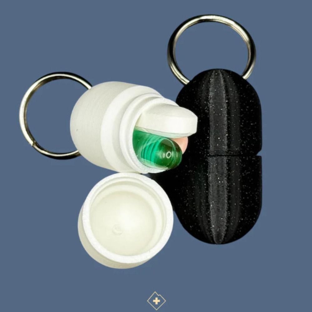 Capsule Shape Medicine Box Keychain Portable Mini Keychain Creative Pills Box
