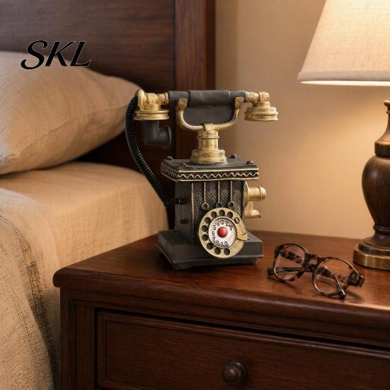 Victorian Style Phone Telephone Resin Figurine, Retro Model Statue with Matte Finish, Durable Old-Fashioned Desk Decor for Home Office Bookshelf