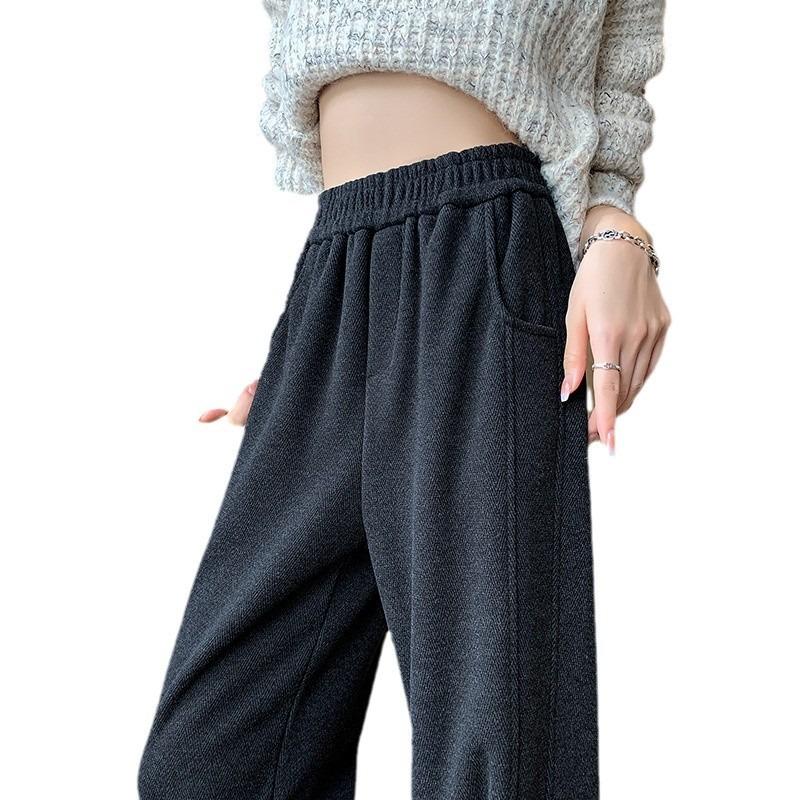 Флисовые брюки прямого покроя с узором «елочка» и широким вырезом