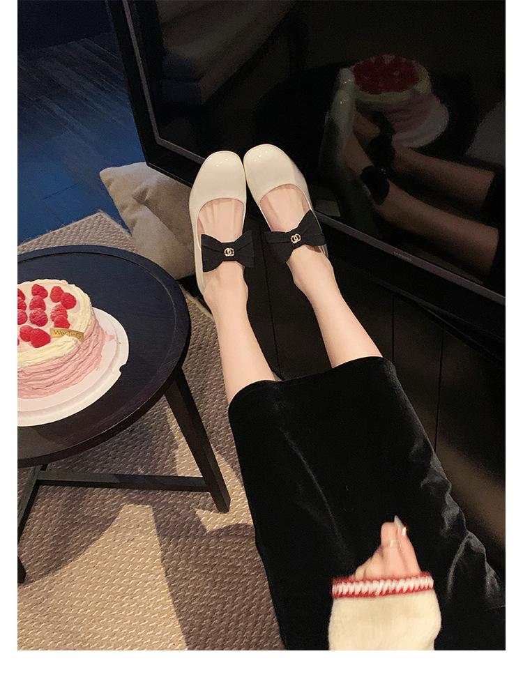 Sheepskin Version Xiaoxiangfeng Bow Shoes Leather Thick Heel Single Shoes Women's One-word Strap High Heels Medium Heel Mary Jane Shoes