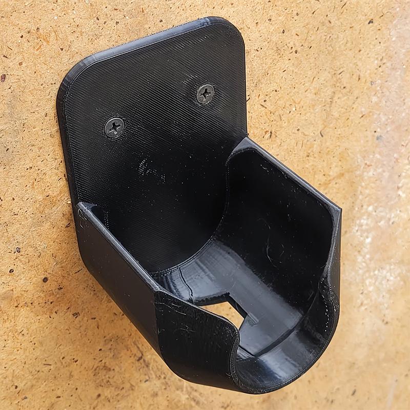 Wall Mounted Hose Nozzle Bracket with Securing Screws Leak Hole for Garden Outdoor Irrigation System Storage