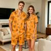 Мужской matching (парный) комплект пижамы на Хэллоуин: топ с коротким рукавом и карманом на груди и шорты