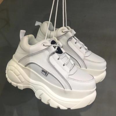 2024 Лучшие кожаные туфли из коровьей кожи женские повседневные кроссовки с круглым носком брендовые роскошные туфли Daddy Shoes дизайнерские кроссовки для женщин