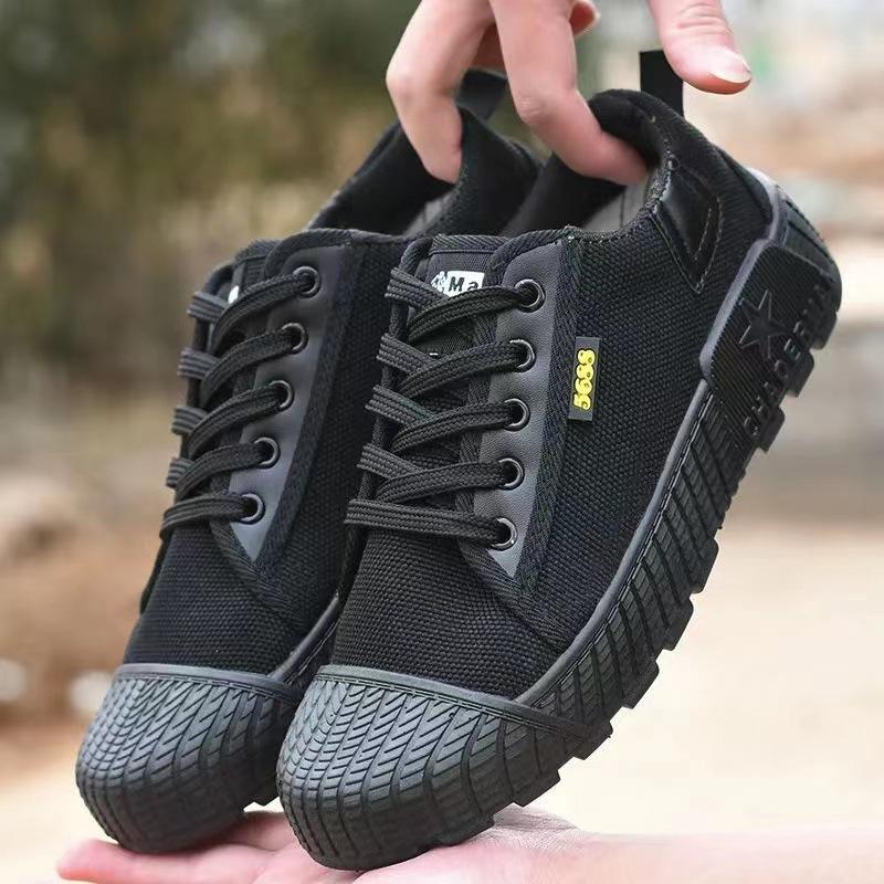 Men Classic Canvas Shoes Outdoor Tactical Low-Top Flat Casual Sports Shoes Protective Men Training Working Canvas Safety Shoes