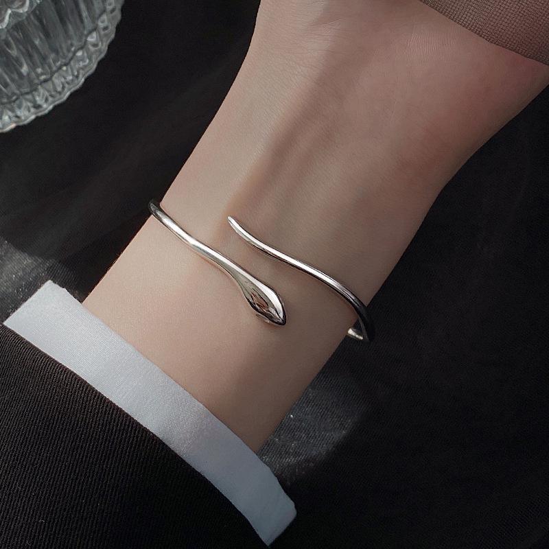 Серебряный браслет-змея S925 - Женский простой легкий люкс, открытый дизайн, для года Змеи по гороскопу