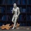 Уникальное настольное украшение для ученых, Средневековый Рыцарь, Декор для книжной полки, Статуэтка в доспехах с серебристым покрытием, Фэнтези статуэтка для дома, Подарок для любителей истории, Офис