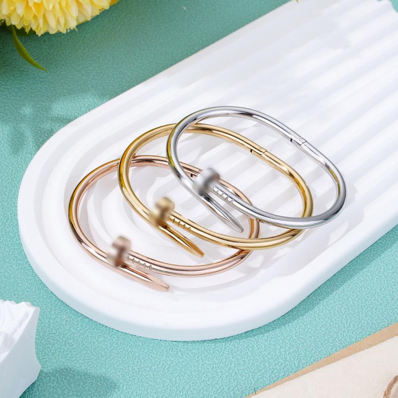 Классический браслет женский легкая роскошь браслет-гвоздь горячие аксессуары