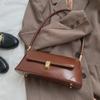Vintage High-End 2024 Women's Underarm Bag: French Niche Versatile Fashion Baguette Shoulder Bag