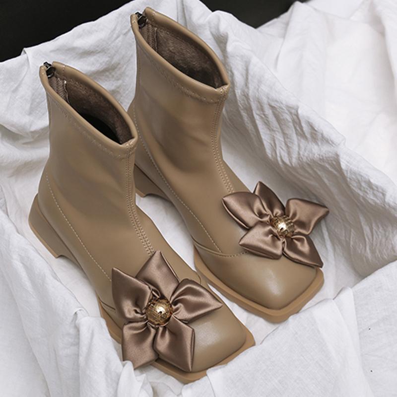 Цветочные женские ботильоны из кожи с квадратным носком и средним каблуком, дизайнерская обувь, новый бренд 2025 года, трендовая зимняя обувь на толстой подошве, женские ботинки